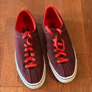 K-Swiss Maroon & Fiery Red clean Laguna unisex Canvas Sneakers 8.5